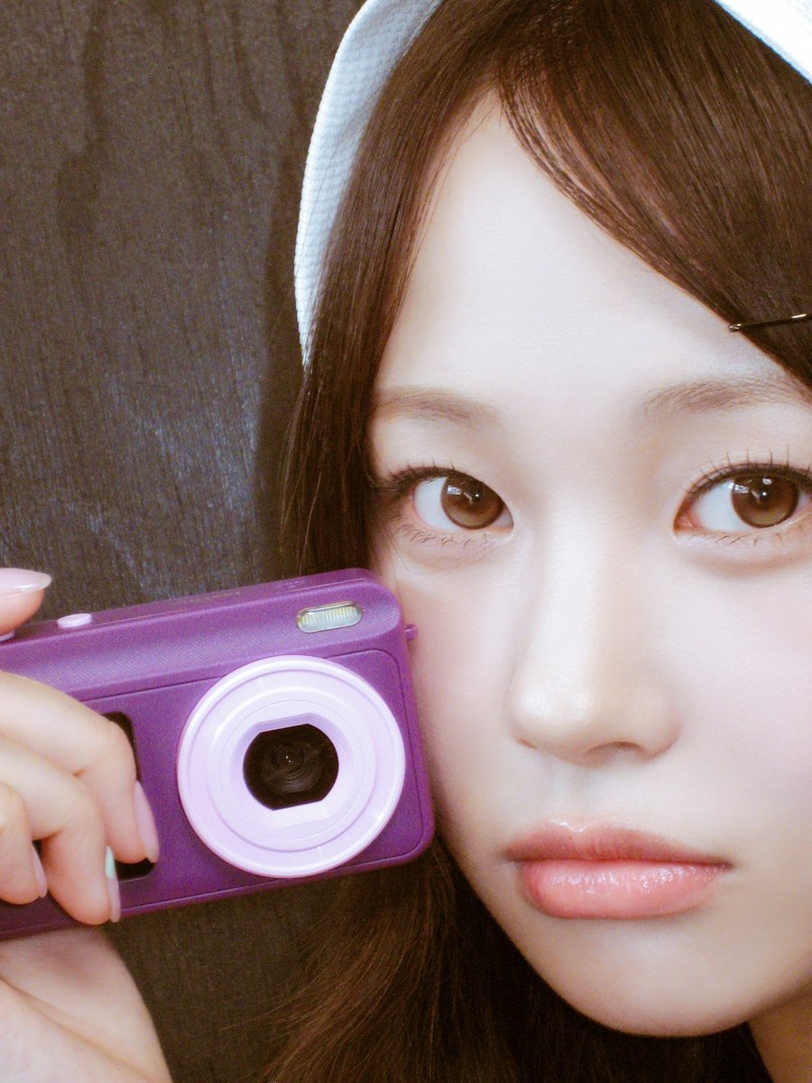 🍒💭 tweet media