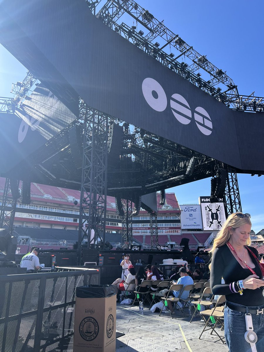 abby is seeing bts tweet media