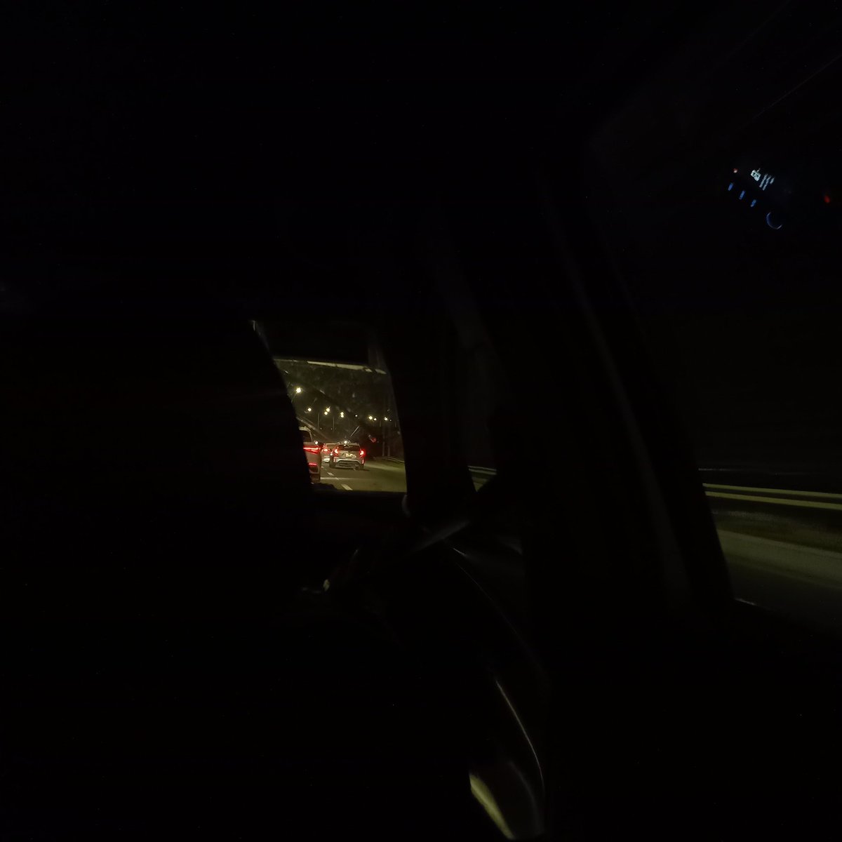 تقّوَى tweet media