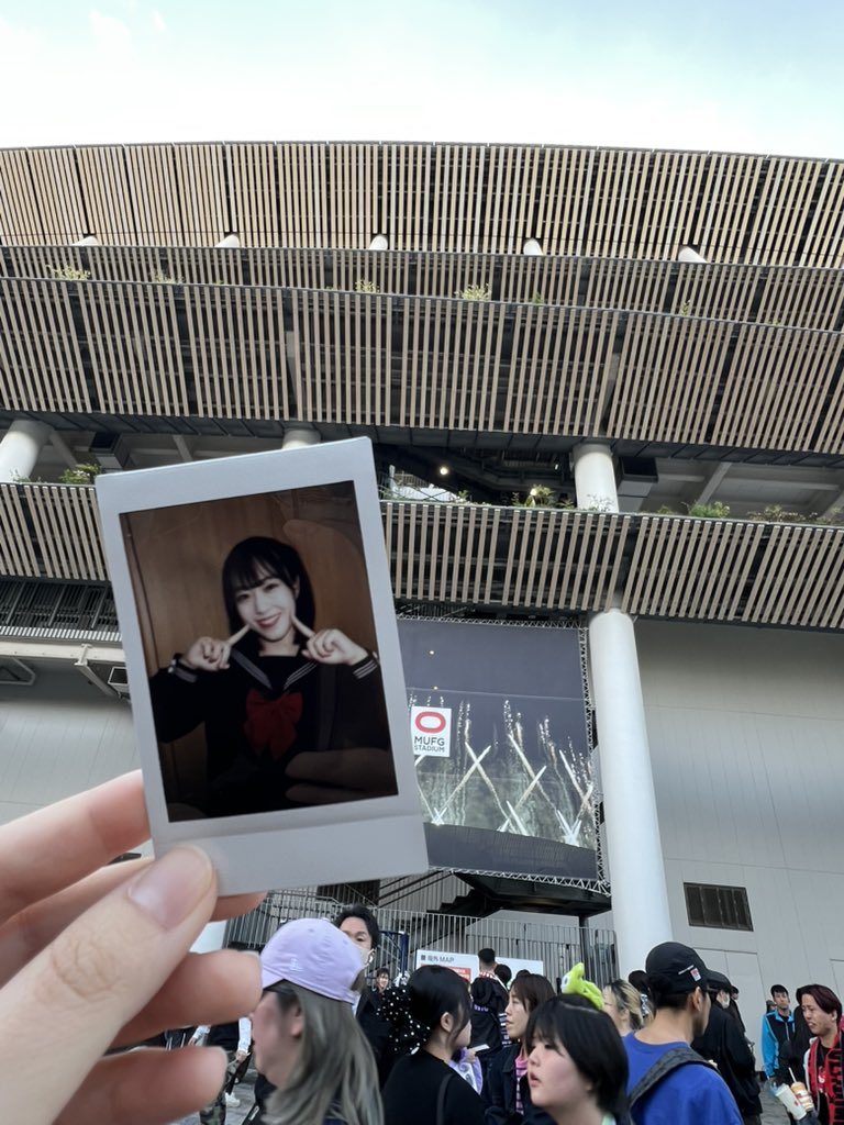 MIIIHYUNN's tweet photo. ミナ違いで現場来たから今日は間違えないようしなきゃ汗汗 https://t.co/SmsixaKeqS