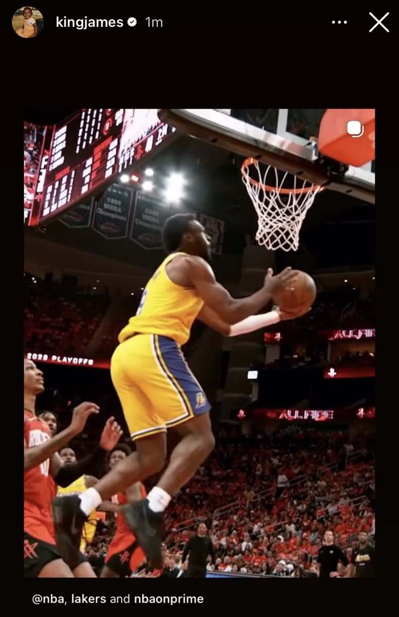 Lakers Lead tweet media