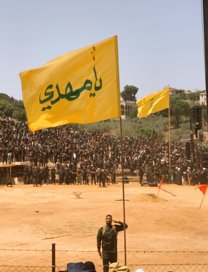 «لَا يَحْمِلُ هَذَا الْعَلَمَ إِلَّا أَهْلُ الْبَصَرِ وَ الصَّبْرِ وَ الْعِلْمِ بِمَوضِعِ الْحَقِّ» ...

«اين پرچم را به دوش نمی‌كشد مگر آنكه اهل بصيرت و استقامت وداناى به موارد حق باشد» ...

#نهج_البلاغة
#اللهم_عجل_لوليك_الفرج
#حزب_الله