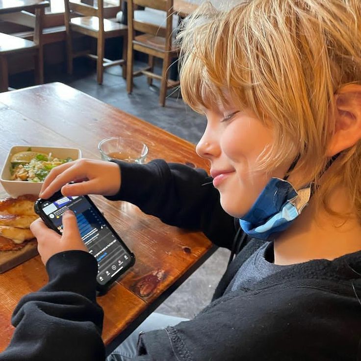 Aᴍᴇʟɪᴀ Lɪɴᴄᴏʟɴ tweet media