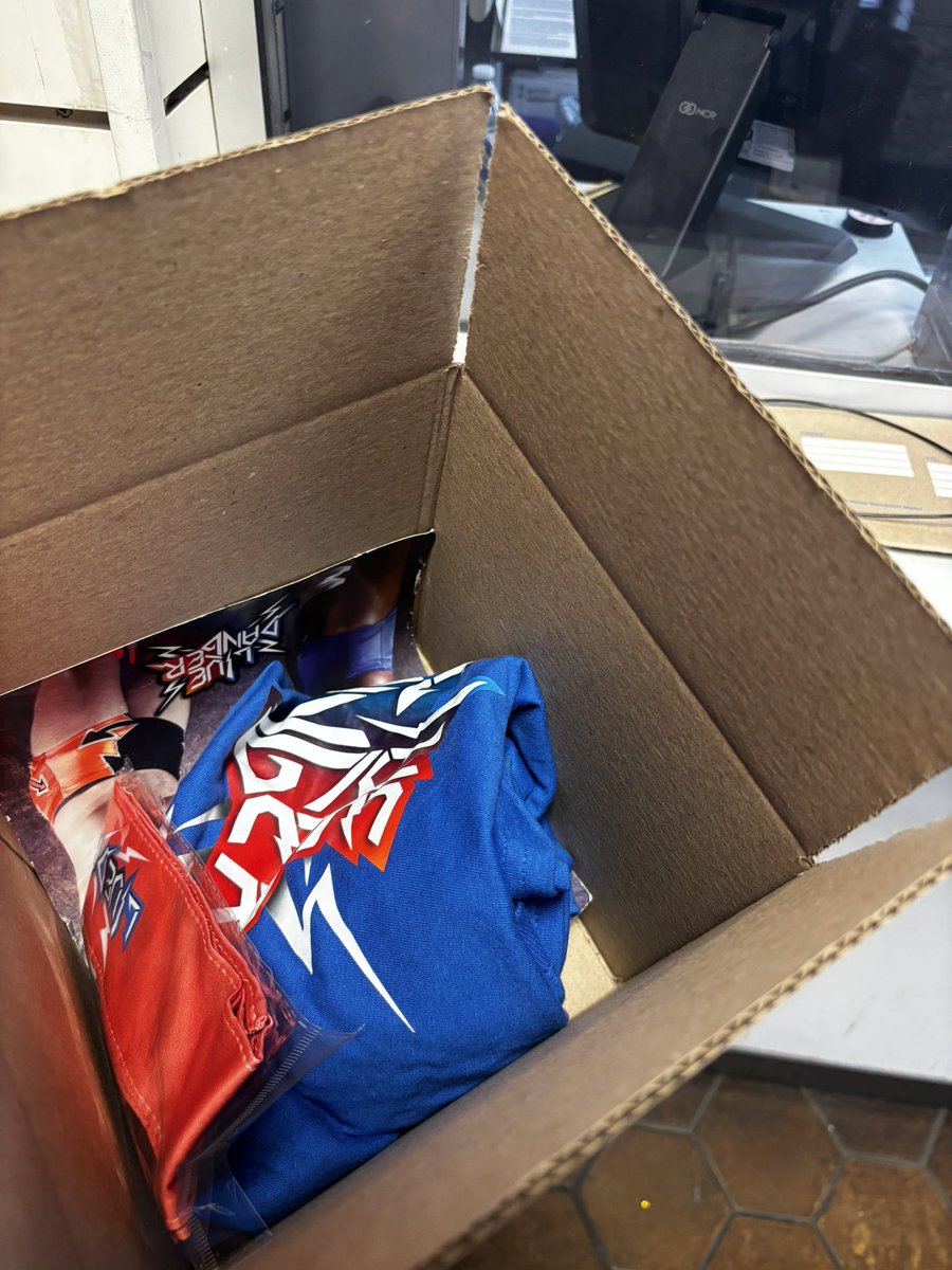 danger___ross's tweet photo. Shipping out merch today. Get yours! 📲⚡️☣️ #wrastlin https://t.co/KDIFjmexkB