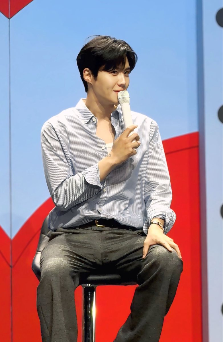 김 아샤 🐳 tweet media