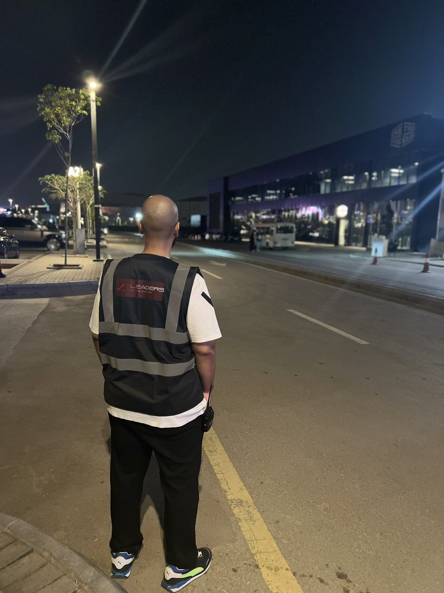 LeadersSA's tweet photo. أسعدنا تنظيم فريقنا للمواقف لبطولة البادل في بوليفارد سيتي، حيث عشنا أجواءً مليئة بالحماس والتنافس والروح الرياضية. شكرًا لكل من شارك وساهم في إنجاح هذا الحدث المميز، ونلتقي في فعاليات قادمة بإذن الله https://t.co/L3JVSjPefa