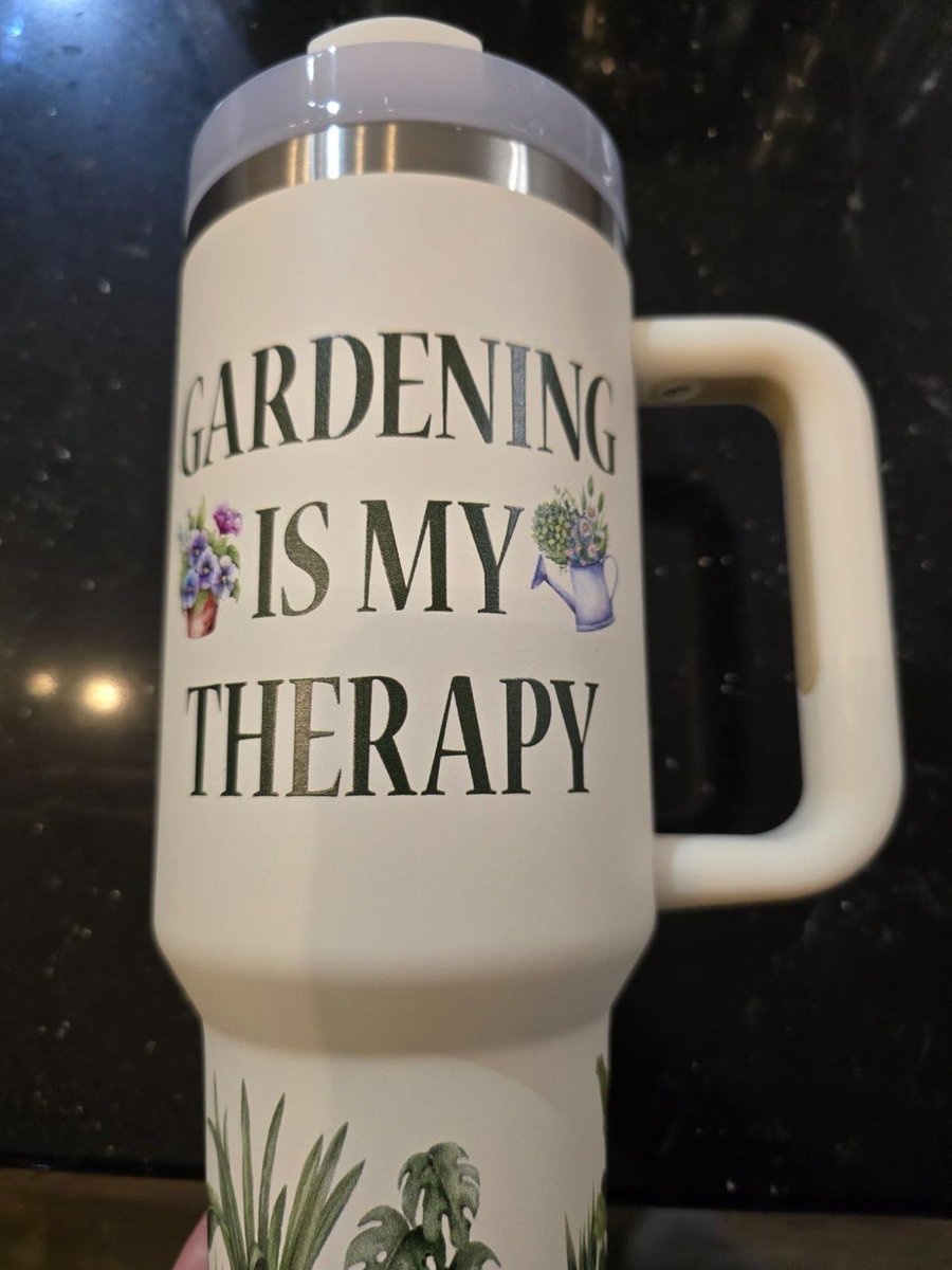 HATIM1026273's tweet photo. my new mug arrived from etsy : https://t.co/7LDfLuAHp6 https://t.co/SmeMEJ44v6