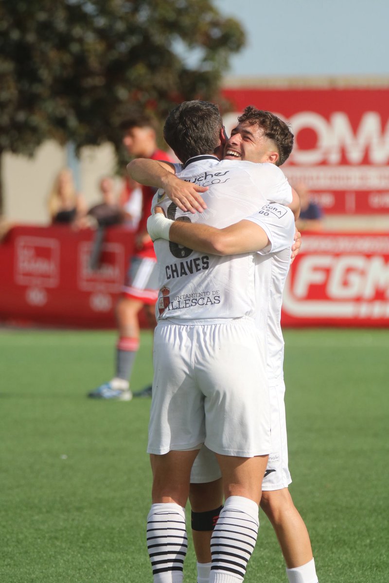 CD_Illescas's tweet photo. ¡FINAL!

CD Illescas 1-0 Atlético Albacete

Sumamos una vital victoria 🤍

#LaFeNoDesciende #VamosIllescas https://t.co/ggwDO4CWOZ