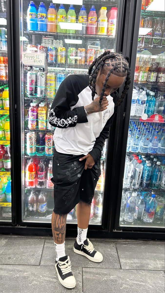 lilwoudy1's tweet photo. On sum coo shit 😂🔥#overlyloaded https://t.co/sS30tTmHpl