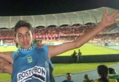 Le están pidiendo fair play a este man 😭😭😭