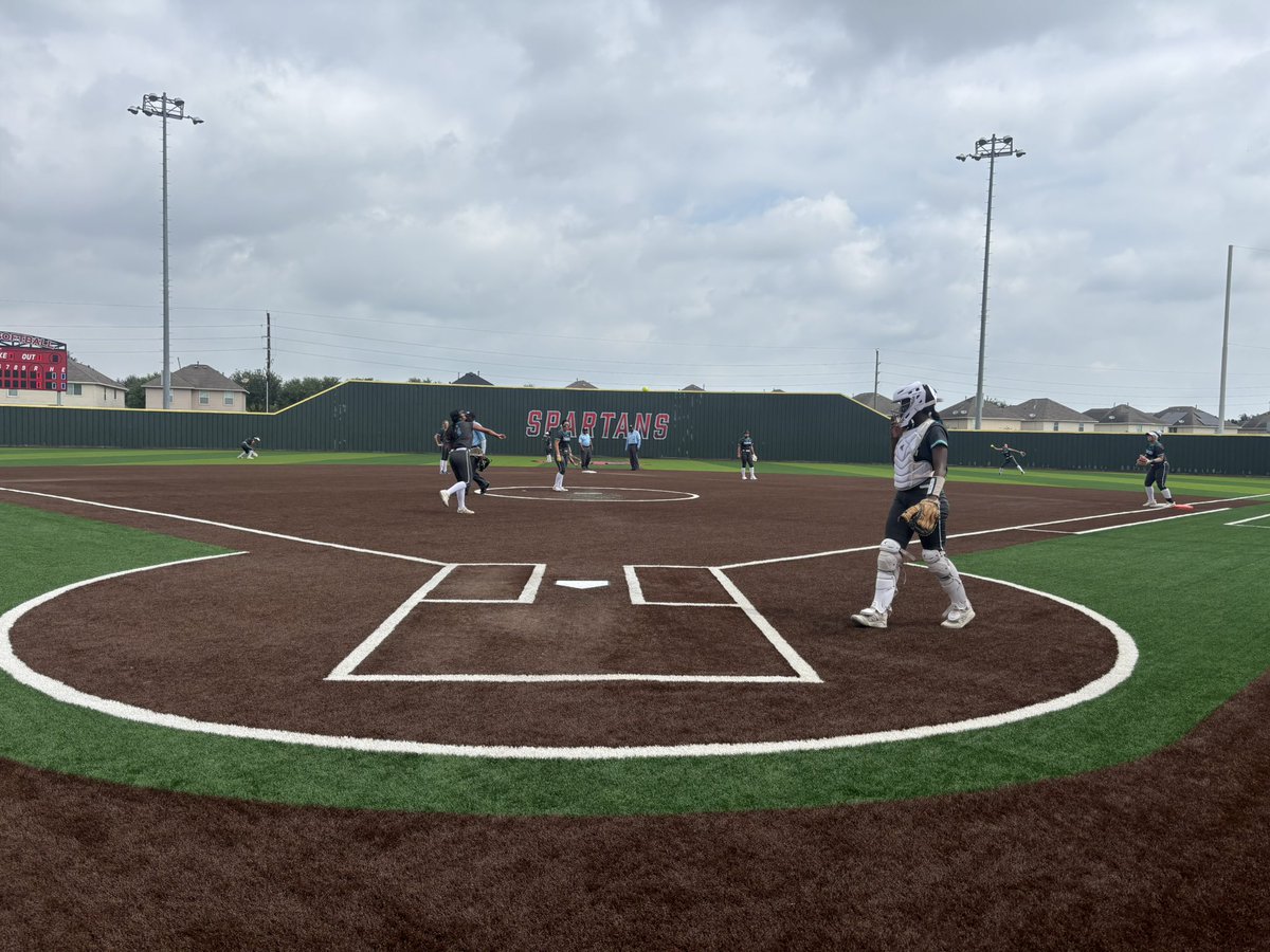 CyLakesSoftball's tweet photo. Playoff softball on this beautiful Saturday! Let’s get it! #WAWG 🛡️@lakes_athletics https://t.co/DjpW08fu00