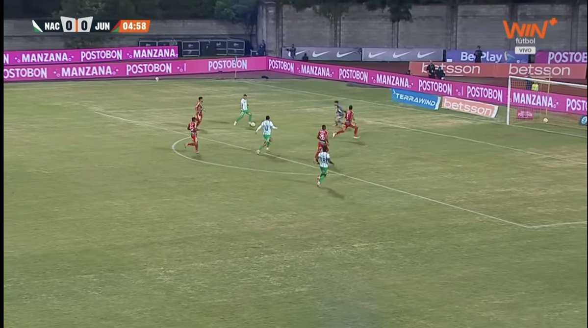 A lo bien estan llorando a este coso?