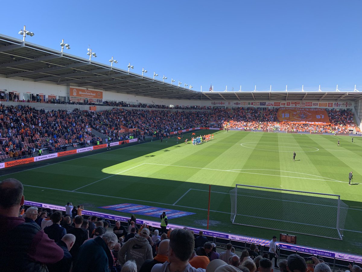ShorrockBFC's tweet photo. Sooo good flying back for that and seeing the mighty Pool stay up! 🍊What a season! 😅 https://t.co/C0wdJhj2zY
