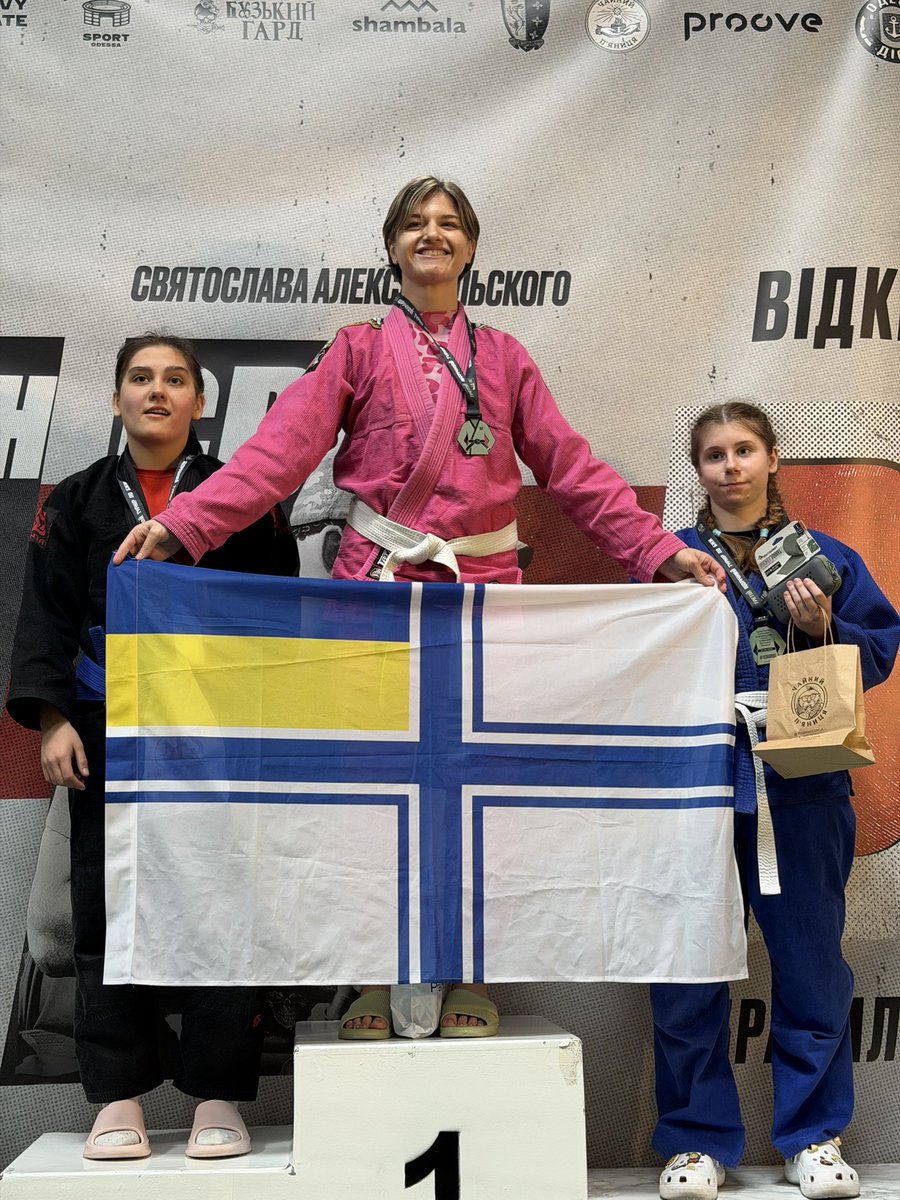 Добрiнка tweet media