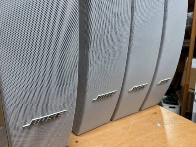 Gearwise_se's tweet image. 4pc Bose 502a, 1pc sp24 controller
Reliable system, church-installed, great shape!

Visit our website for price, more information and our complete range of premium used audio, lighting, video and staging equipment from the nordics. Worldwide delivery 📦🌍

#GearWise #ProAV