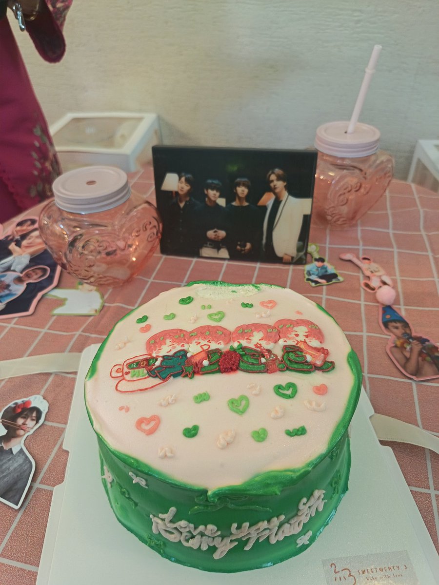 yl0312_'s tweet image. Thank you for today ❤️‍🔥
Sampai jumpa 🥹
💙💛💚💜💡
#BEAST #HIGHLIGHT #하이라이트 #비스트