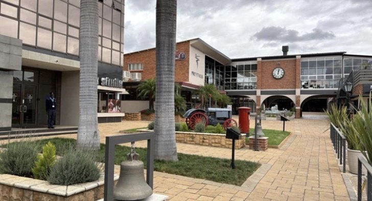 Experience Zimbabwe tweet media