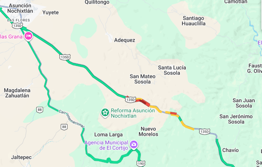 Ubiknos_Cimu's tweet photo. Buena tarde @088_GN @GN_Carreteras @CAPUFE 

Tendrán algún informe sobre el tráfico que se visualiza sobre:
Carr. Tehuacán -Oaxaca (135D) 
Altura de Sta Ma. Tinú 
(Latitud: 17.377031, Longitud: -97.11107) https://t.co/blM61zI52a