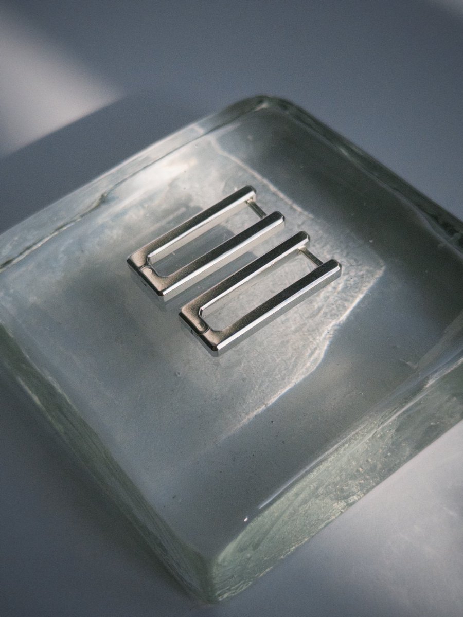 Ювеліркиця tweet media