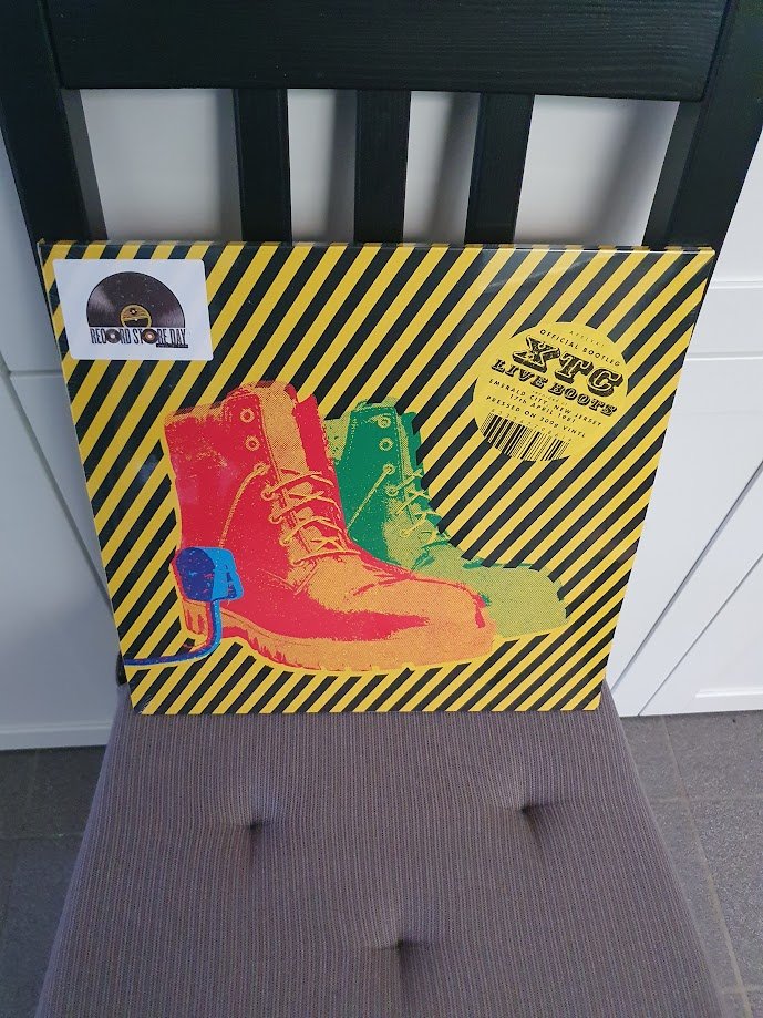 Rythmnghost's tweet image. #Recordstoreday2026 &amp;amp; Store :) 
Post 1/6 - i had to order 2 albums import so later.

#Vinylcollection