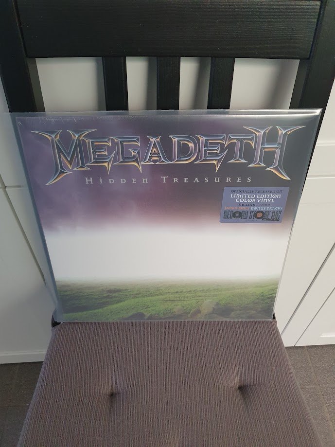 Rythmnghost's tweet image. #Recordstoreday2026 &amp;amp; Store :)
Post 3/6
#Vinylcollection
Robert Cray is a limited first print for Europe, later this year a second Cray album with this superline up will be out. This is 750print non Rsd. But &amp;lt;3