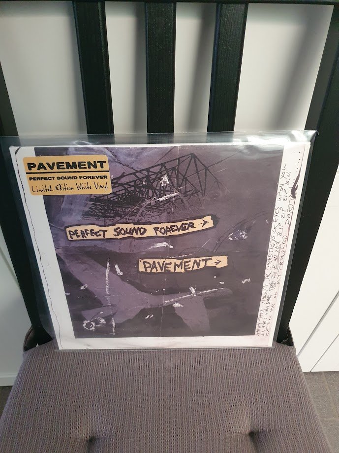 Rythmnghost's tweet image. #Recordstoreday2026 &amp;amp; Store :)
Post 3/6
#Vinylcollection
Robert Cray is a limited first print for Europe, later this year a second Cray album with this superline up will be out. This is 750print non Rsd. But &amp;lt;3