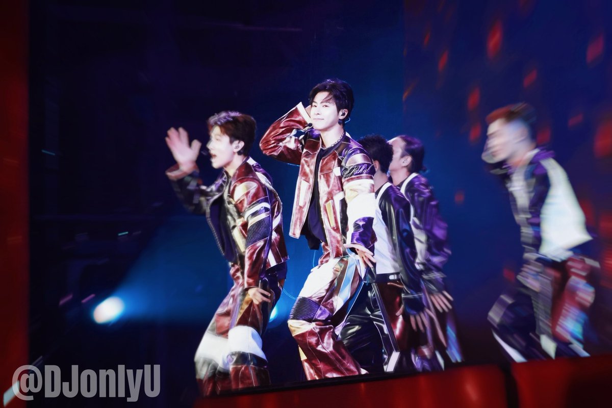 260425 東⽅神起 20th Anniversary LIVE IN NISSAN STADIUM ～RED OCEAN～

Preview Part 3 - 4p

#유노윤호 #정윤호 #YUNHO #CHUNGYUNHO #UKNOW #ユノ #ユンホ
#東方神起_20thAnniversary_LIVEINNISSANSTADIUM_REDOCEAN #東方神起