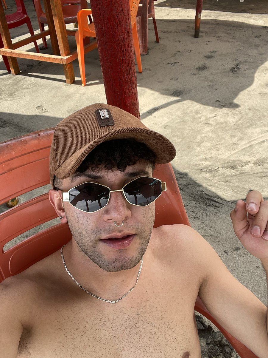 Stay, love 🌊