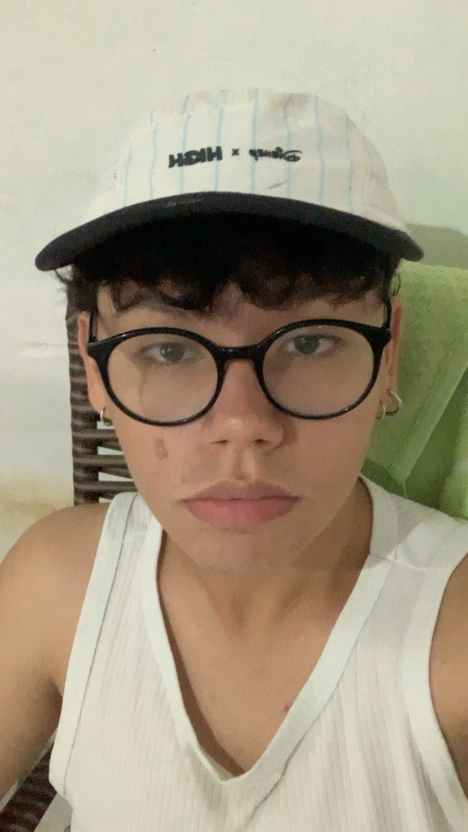 bebezão da boca inchada 👄 tweet media