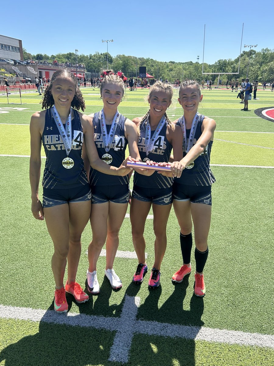 Helias Track & Field tweet media