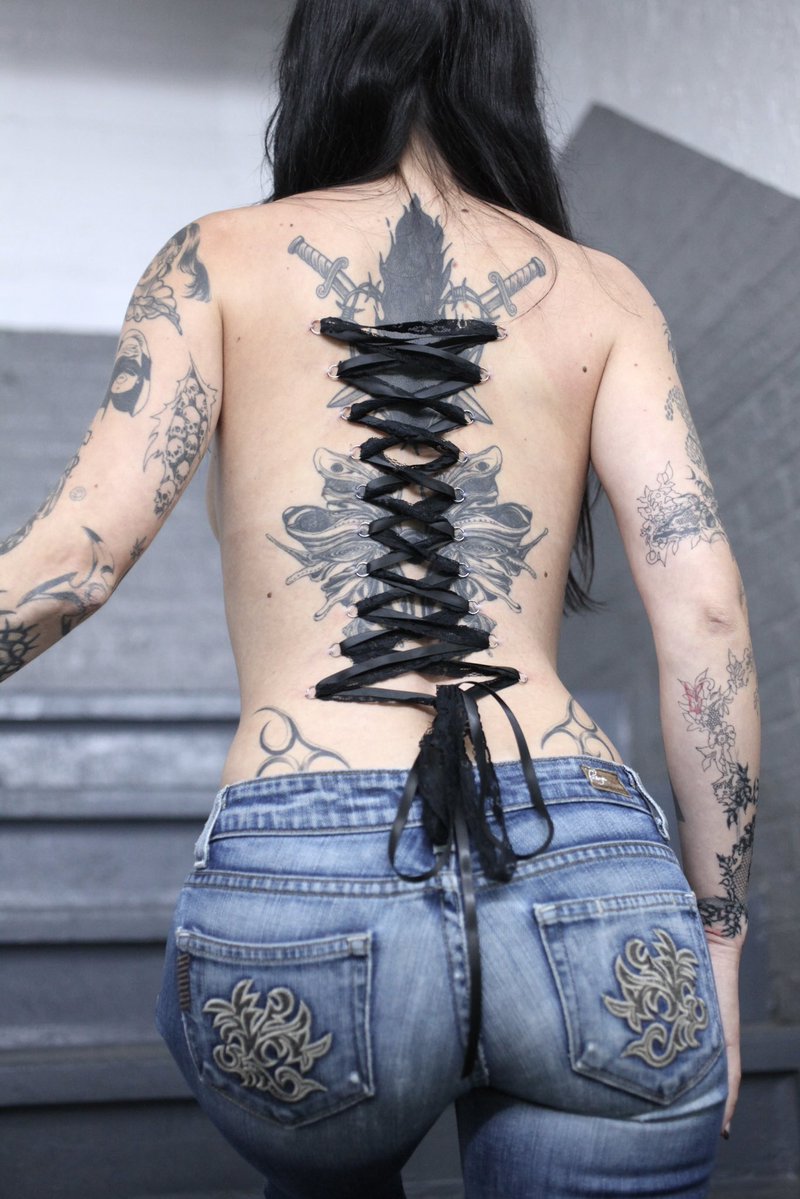 flesh connoisseur ⚧️ tweet media