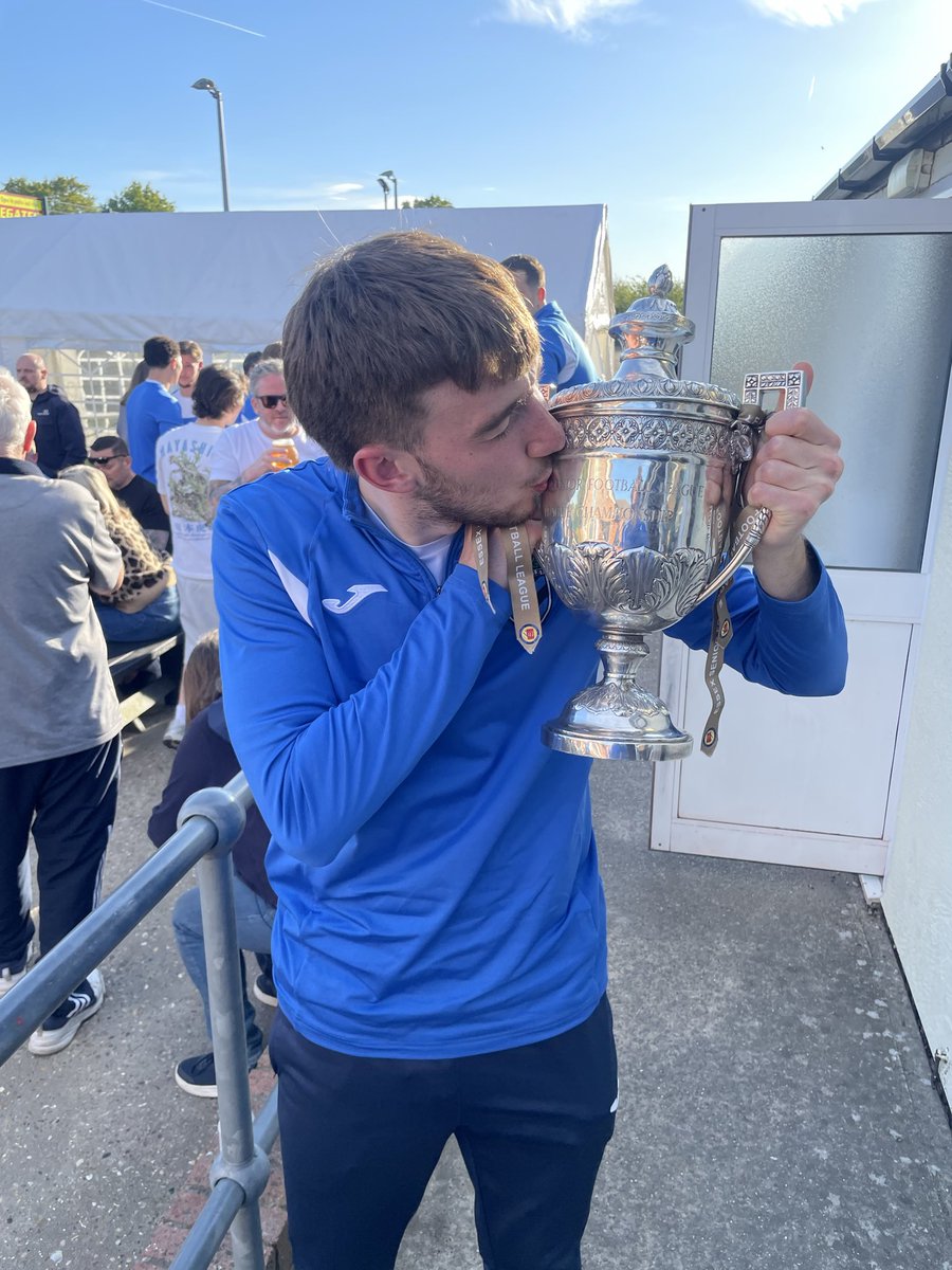 Acorns are massive 🏆🔵🌰