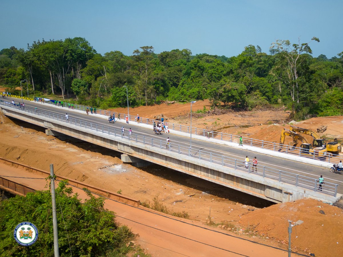 julius_maadabio's tweet photo. This afternoon in Pujehun, I was able to realize a dream that is very important to me. I officially opened the newly constructed bridge and paved road to Pujehun, marking an important milestone for our people.

Traveling to and from Pujehun is now easier and quicker. https://t.co/rzU9GlgJIq