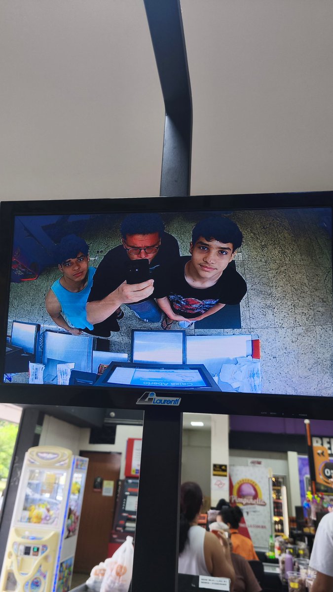 Many2o33 tweet media