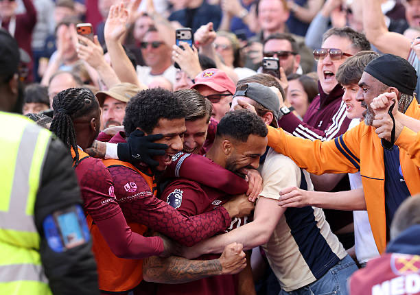 West Ham Fan Zone tweet media