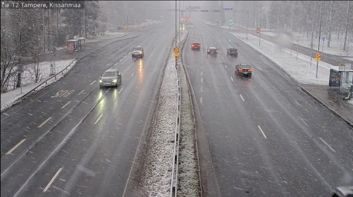 Meteovilles's tweet image. Des chutes de #neige parfois marquées se sont produites ce samedi 25 avril en #Finlande, recouvrant notamment la ville de #Tampere d’un manteau blanc en fin de journée.