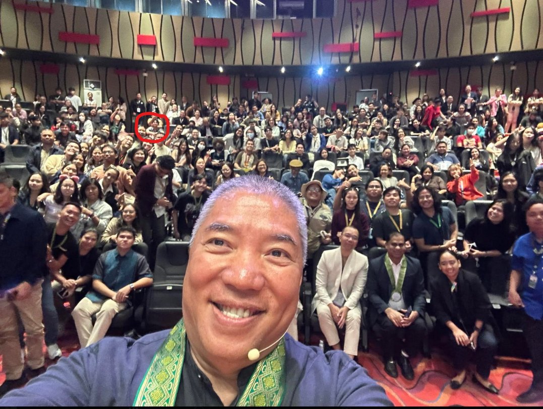 romeotoring's tweet photo. @cengch dara ayy.. hahaha https://t.co/fRnGbDiT2W