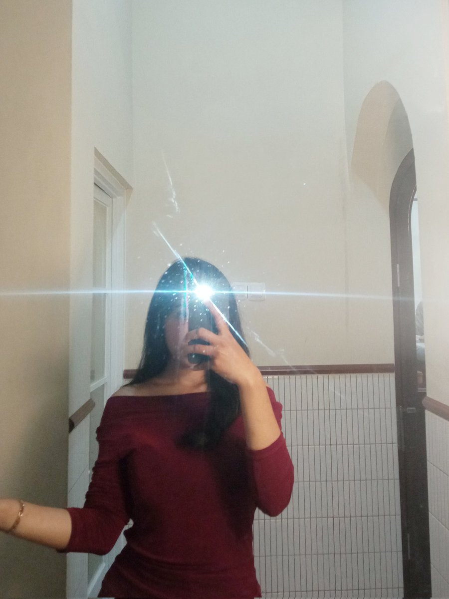 amel tweet media