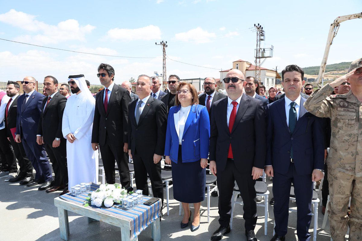 Zehra Ünal tweet media