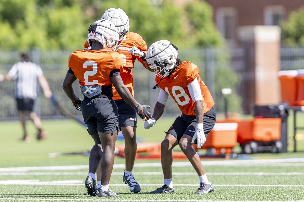 terrencethee1's tweet photo. 🤠🤠 #gopokes https://t.co/ruv5JPaGj8