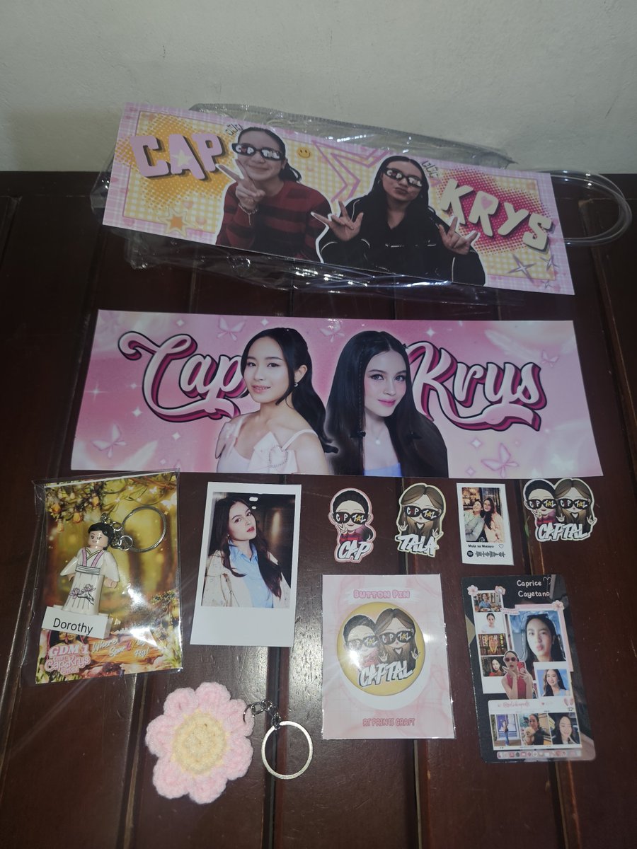 caprice & heath • dorothy tweet media