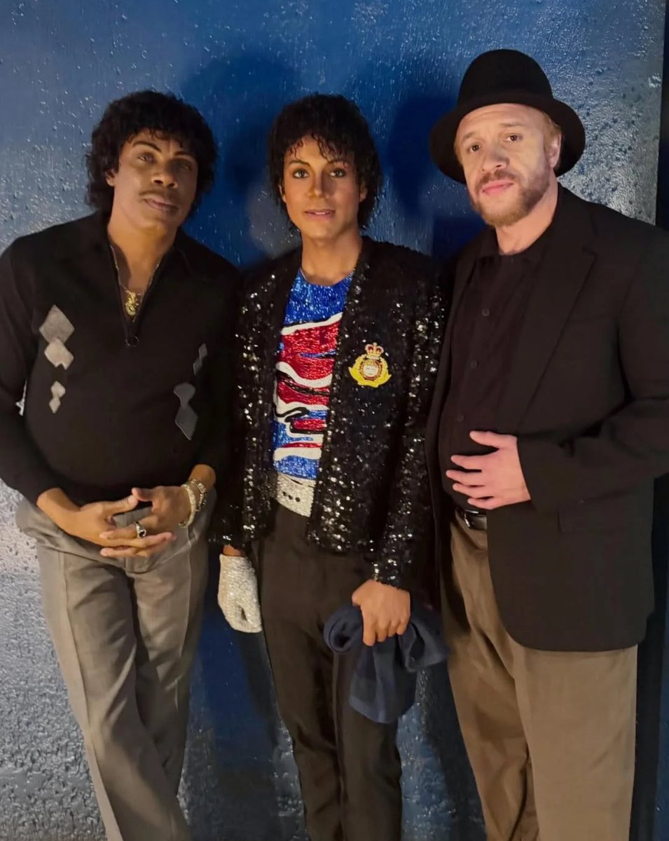 Bts of one of my FAV scenes 😭 #MichaelMovie 

Joe: IM STILL YOUR FATHER!

Bill: It’s over