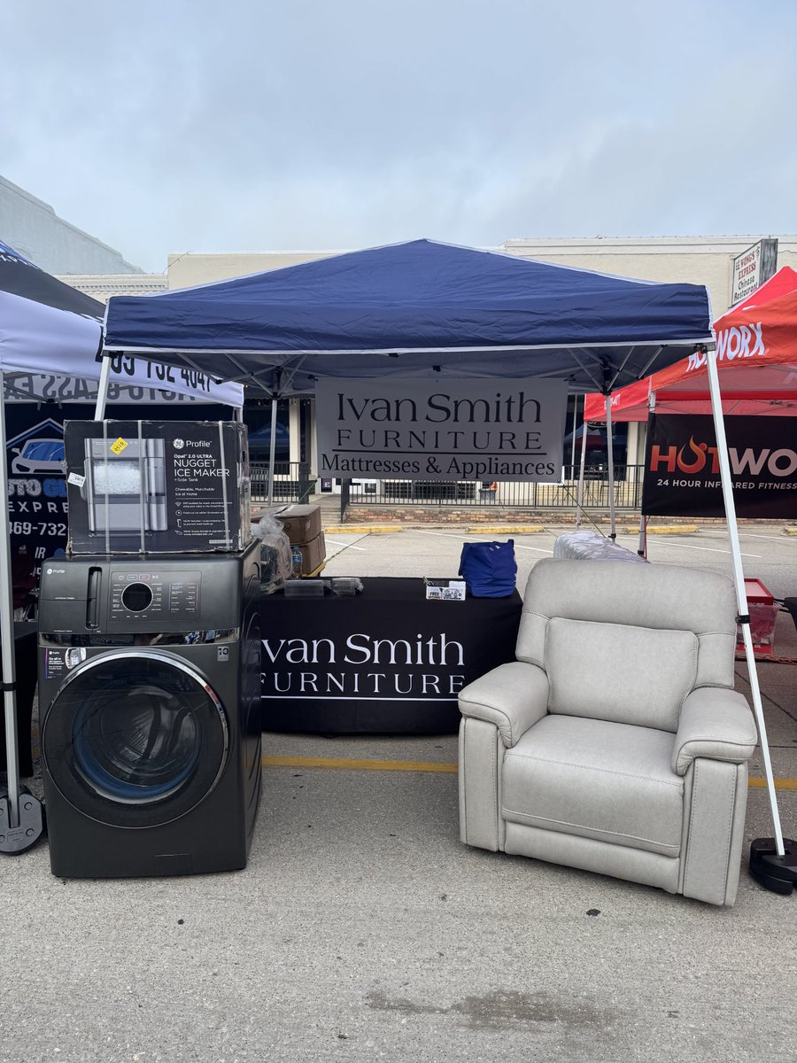 Ivan Smith Furniture Mansfield Texas tweet media