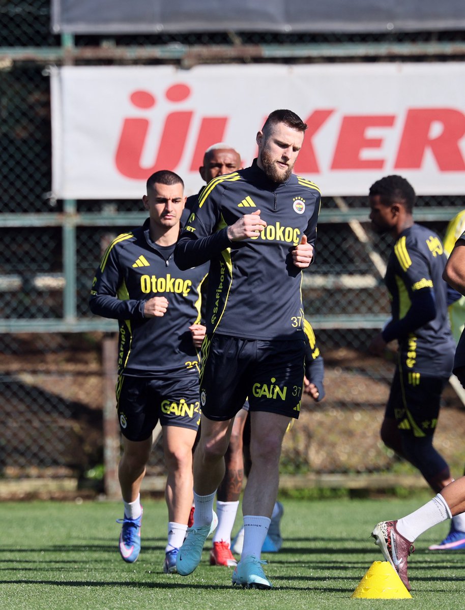 Fenerbahçe SK tweet media