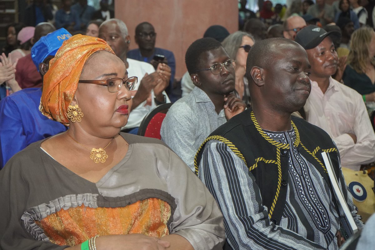 MinCult_Tourism's tweet image. Vernissage de l’#exposition-événement «#OusmaneSow, Intemporel » au @mcndakar , en présence de sa fille Marina, des proches et parents de l'artiste, des officiels et de + acteurs culturels, @MinCult_Tourism #culture