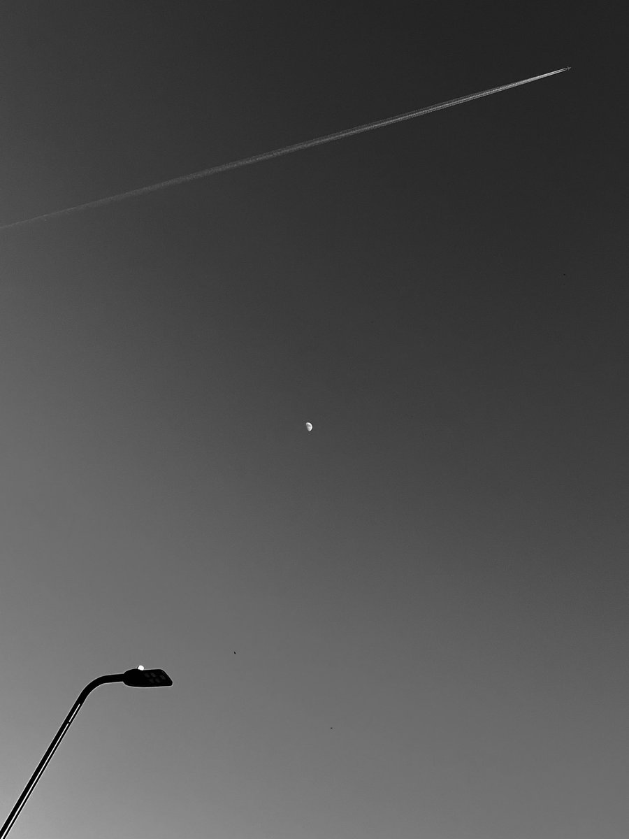 RichMonochrome's tweet image. Blue Sky Triad #blackandwhite #monochrome
