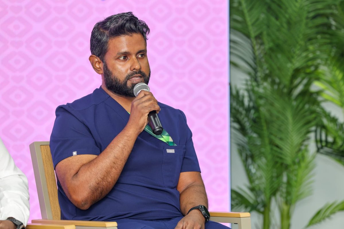 MoHmv's tweet image. An interactive expert panel and Q&amp;amp;A session was held, moderated by Hassan, with Dr. Mohamed Ali, Dr. Ahmed Ashraf, Ibrahim Nishan Ahmed, and Ramla Wajeeh. The discussion focused on the national roadmap for strengthening Primary Health Care.
#HealthExperts #PublicHealth