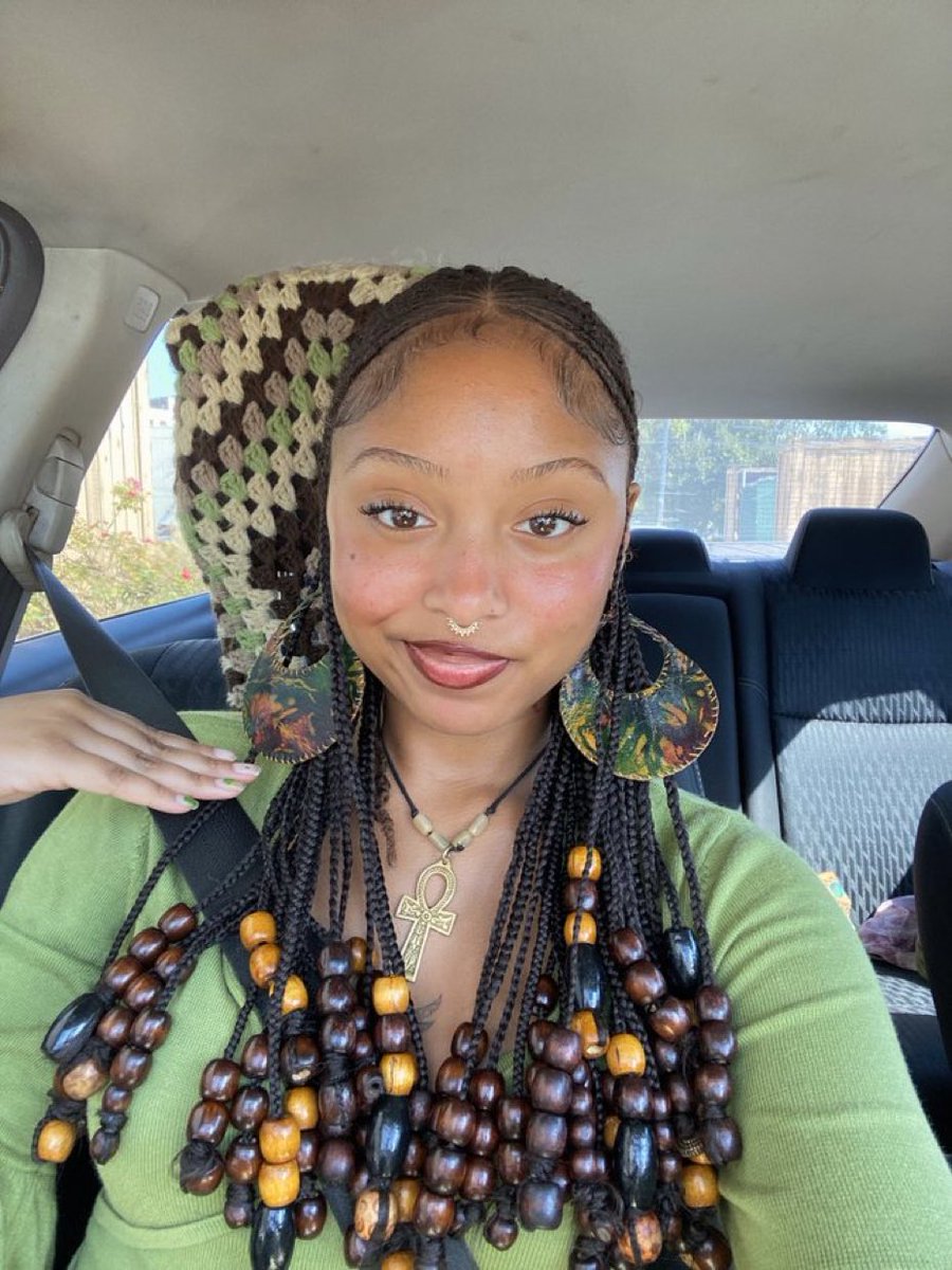 𝗠𝗘𝗟𝗔𝗡𝗜𝗡✨✊🏾 (@afrostunnerz) on Twitter photo 