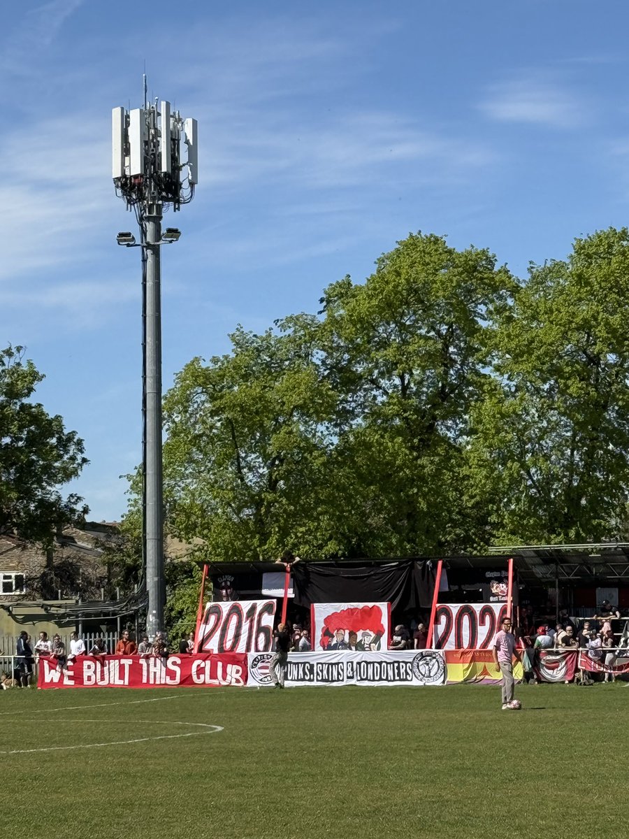 timbogb's tweet image. ⚽️ Clapton Community 4-1 Lymore Gardens
🏆 Eastern Counties Division 1 South play-off semi-final
🏟 The Old Spotted Dog Ground 
🎟 £5 📖 free 👨‍👩‍👧‍👦 1,377
📆 Saturday 25 April 3 PM

#football #stadium #nonleague #grassroots #groundhopping @claptoncfc @lymoregardensfc