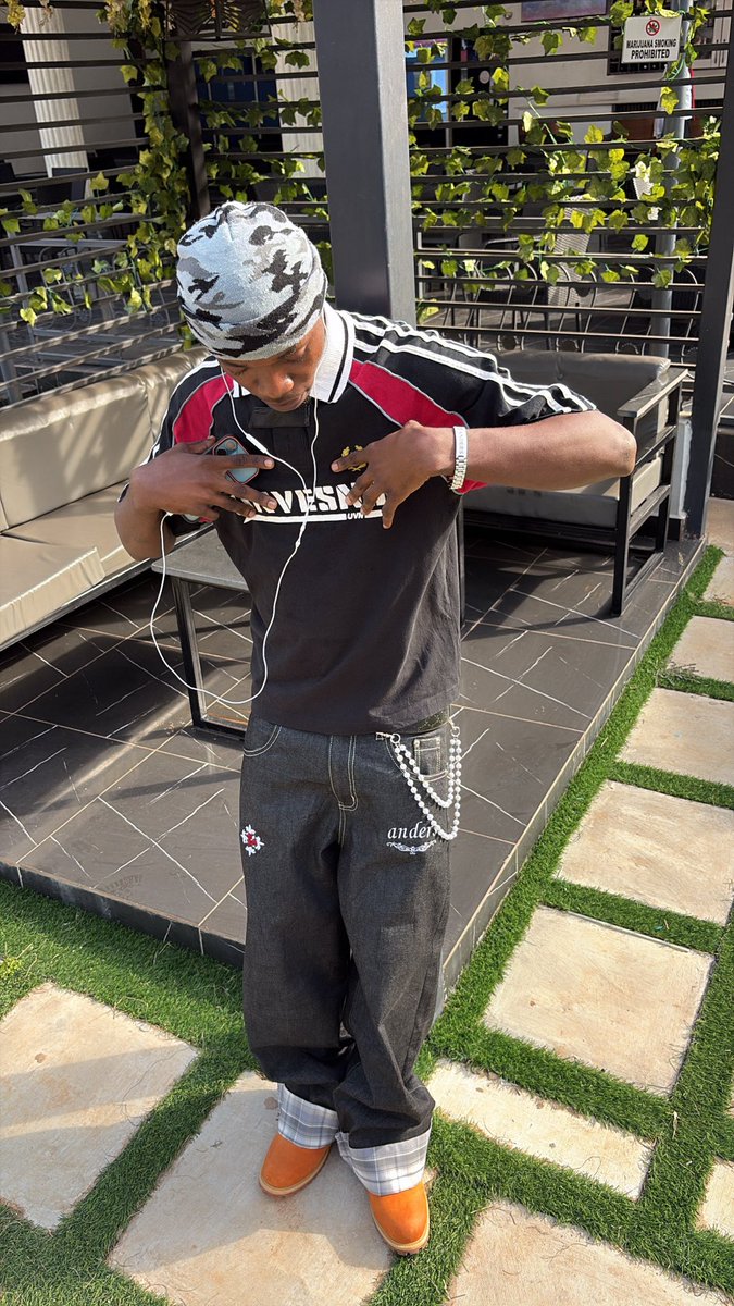 𝔸ℕ𝔻𝔼ℝ𝕊🗡️ tweet media